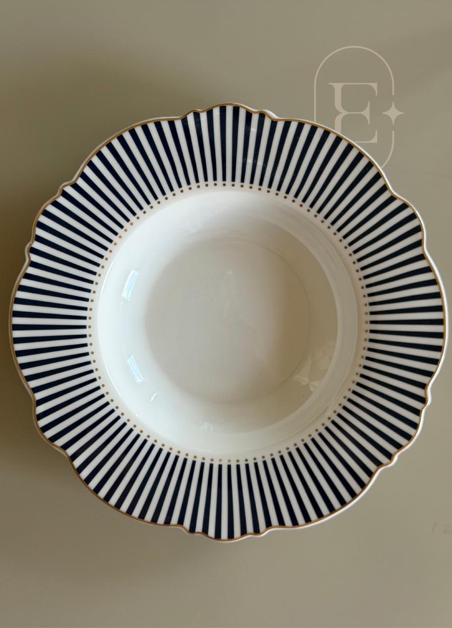 PRATO FUNDO ROYAL PORCELANA BRANCO E AZUL FILADO DE DOURADO (06 UNID)