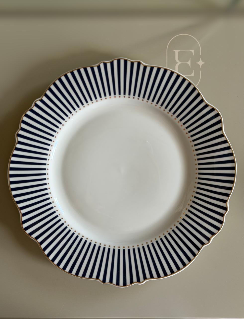 PRATO JANTAR ROYAL PORCELANA BRANCO E AZUL FILADO DOURADO (06 UNID)
